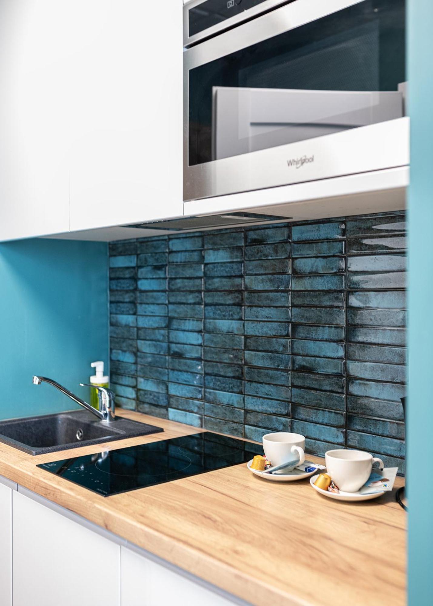 Rentplanet - Apartamenty Kasprzaka Warszawa Exteriör bild