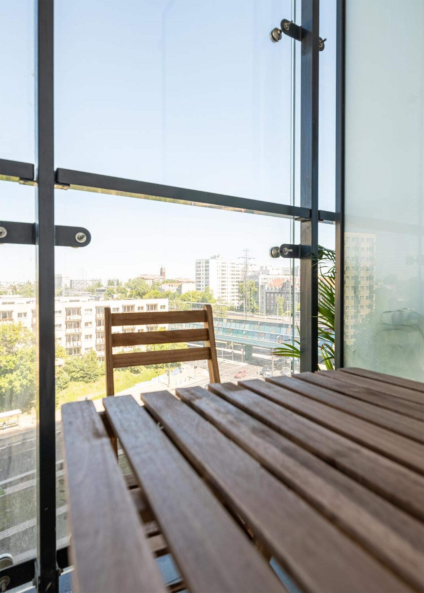 Rentplanet - Apartamenty Kasprzaka Warszawa Exteriör bild