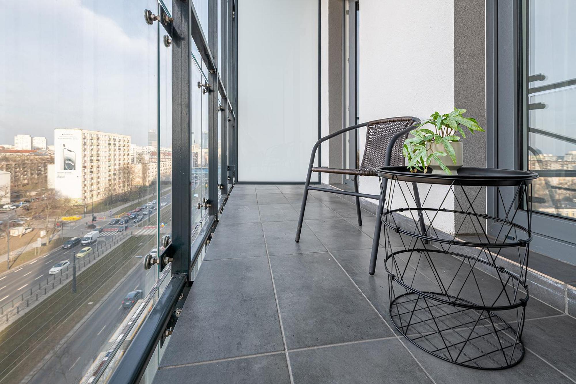 Rentplanet - Apartamenty Kasprzaka Warszawa Exteriör bild