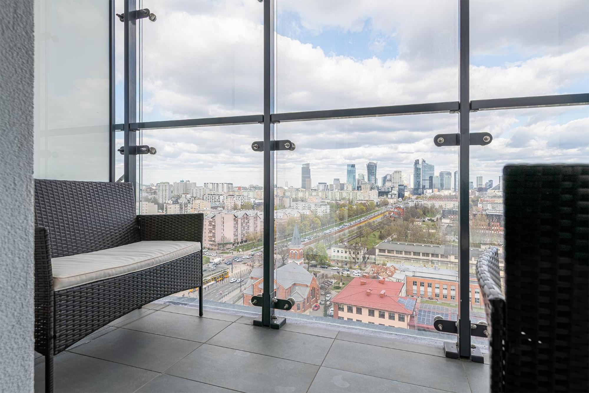 Rentplanet - Apartamenty Kasprzaka Warszawa Exteriör bild
